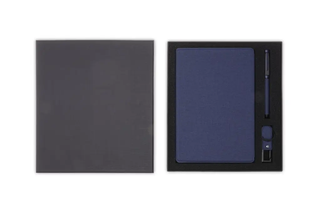 LENZEN - CHANGE ZERO Sustainable Gift Set with Refillable Notebook, Pen & USB Keychain - Navy (4).webp