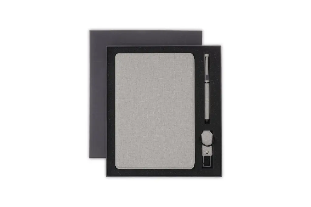 CHANGE ZERO Sustainable Gift Set with Refillable Notebook, Pen & USB Keychain - Grey (5).webp