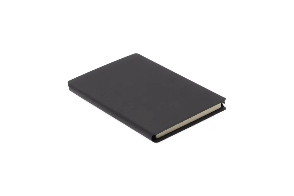 CHANGE ZERO Sustainable Gift Set with Refillable Notebook, Pen & USB Keychain - Black.webp