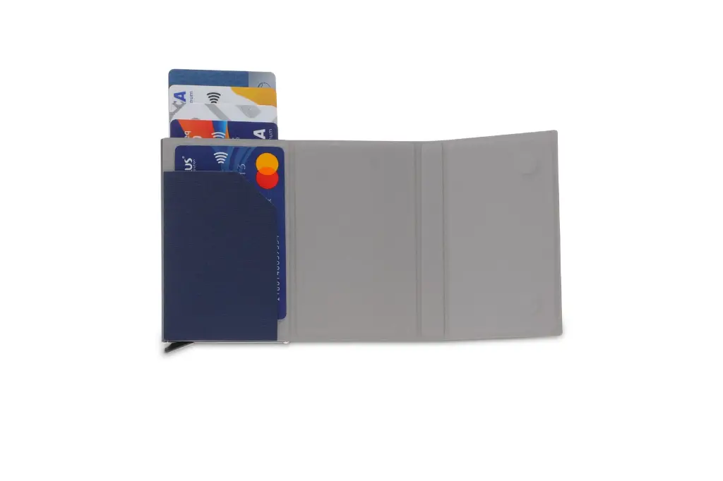 CHANGE ZERO Sustainable Gift Set with Refillable Notebook, Pen & Cardholder - Navy (4).webp