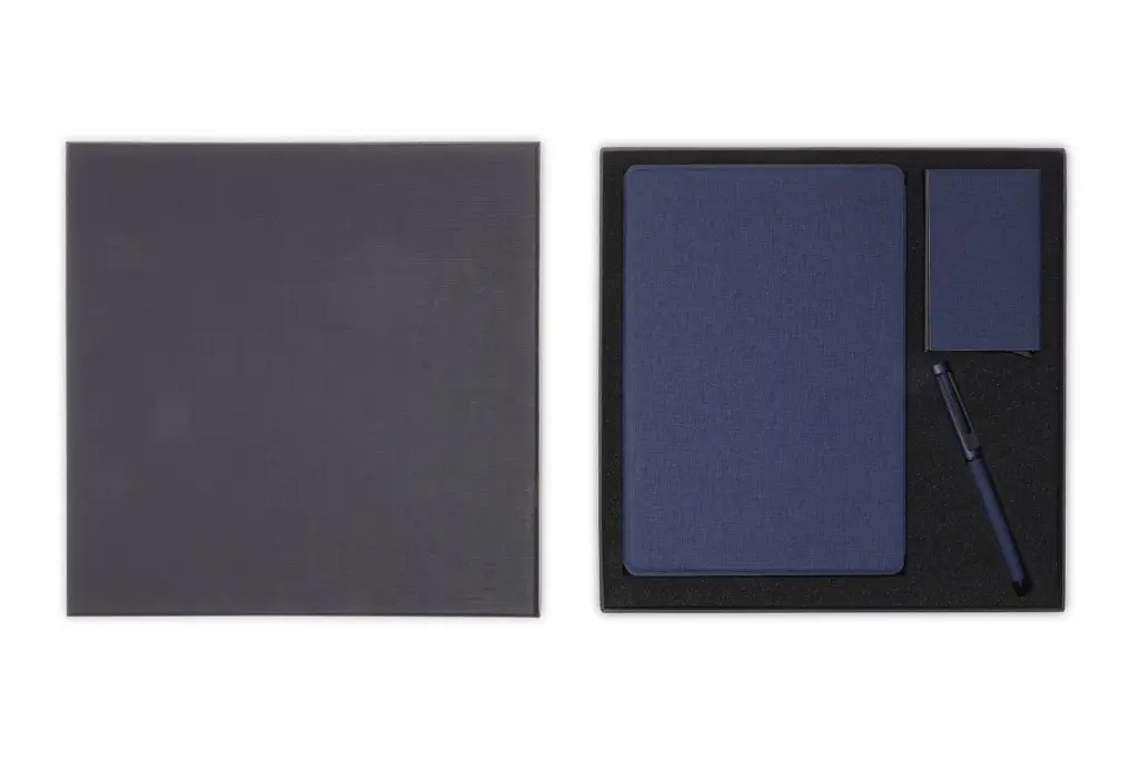 CHANGE ZERO Sustainable Gift Set with Refillable Notebook, Pen & Cardholder - Navy (7).webp