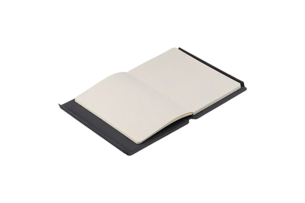 CHANGE ZERO Sustainable Gift Set with Refillable Notebook, Pen & Cardholder - Black (1).webp